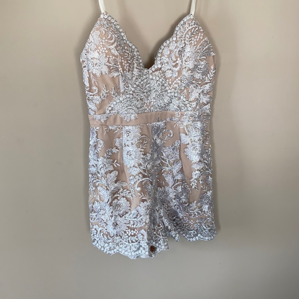 Xenia silver beige romper size US 8